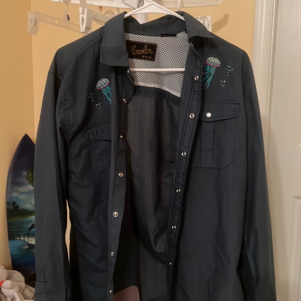 Rare Jellyfish Gaucho Howler Bro Shirt